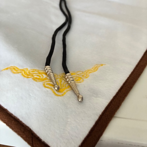 Fabulous lariat - Picture 4 of 4